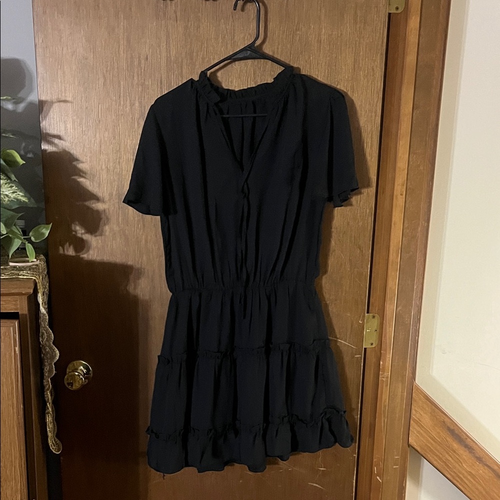 Unbranded Black Short Ruffle Dress Size M